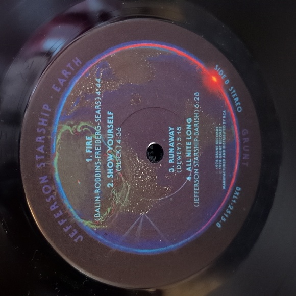 Vintage Jefferson Starship Earth Vinyl - Picture 10 of 11